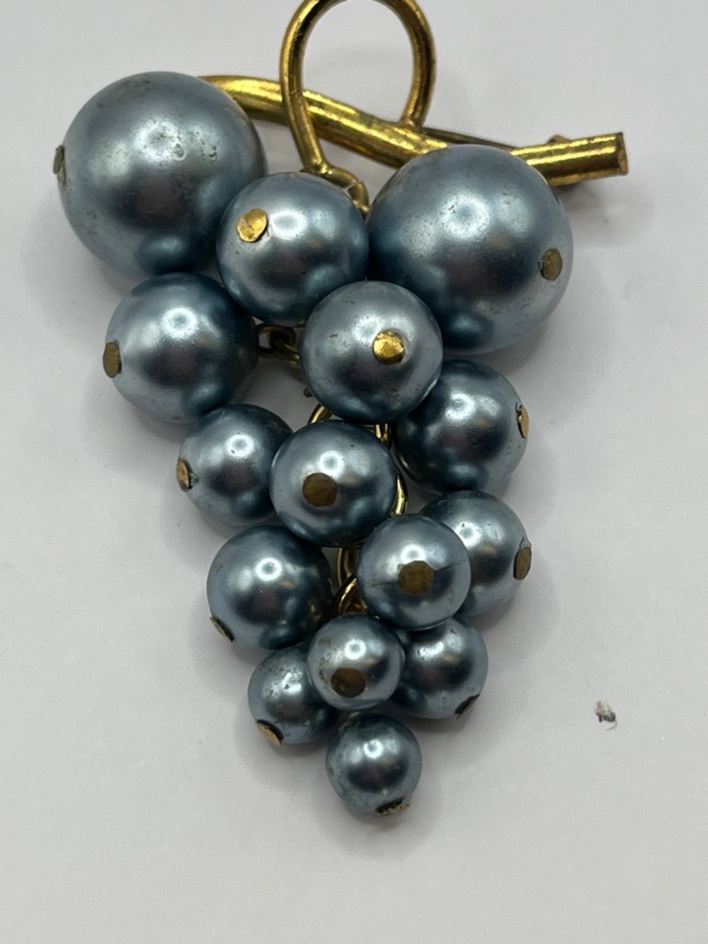 Gold-Tone Grey Cluster Pearl Grape Brooch